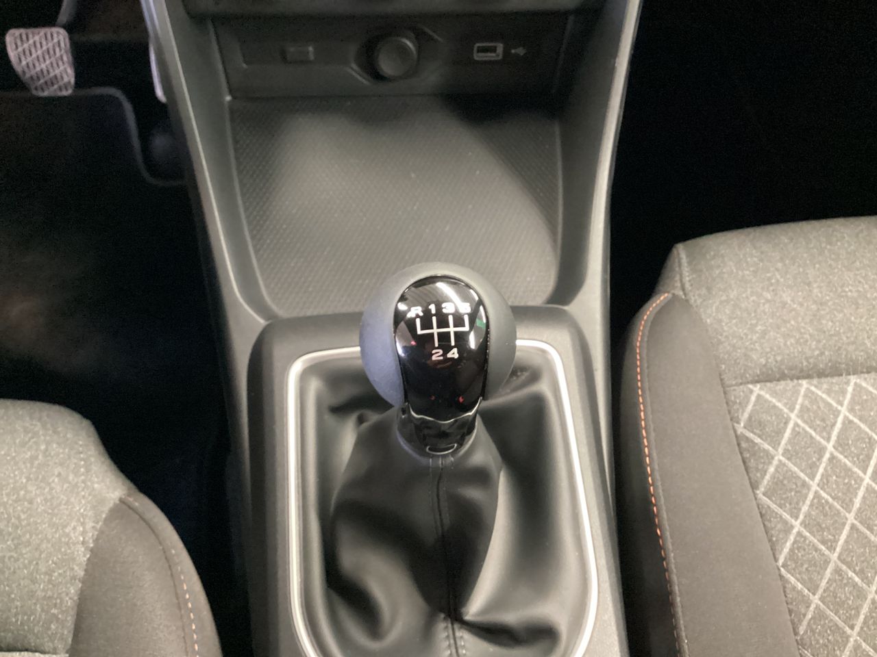 2025 MG MG 3 1.5 Cool HB Mt