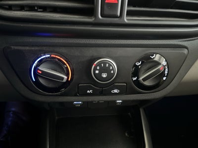 2025 Hyundai Grand i10 1.2 Gl Mid Sedan Mt