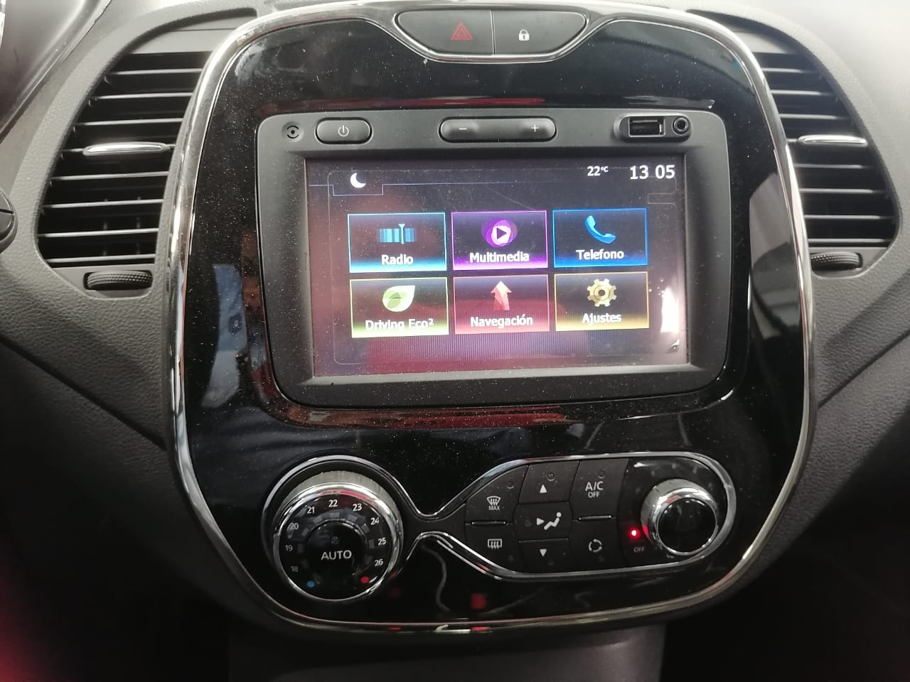 2020 Renault Captur ICONIC L4 2.0L 133 CP 5 PUERTAS AUT PIEL BA AA