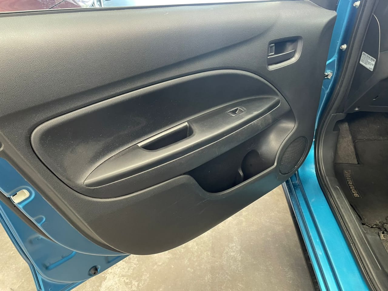 2022 Mitsubishi Mirage G4 GLX, L3, 1.2L, 78 CP, 4 PUERTAS, AUT