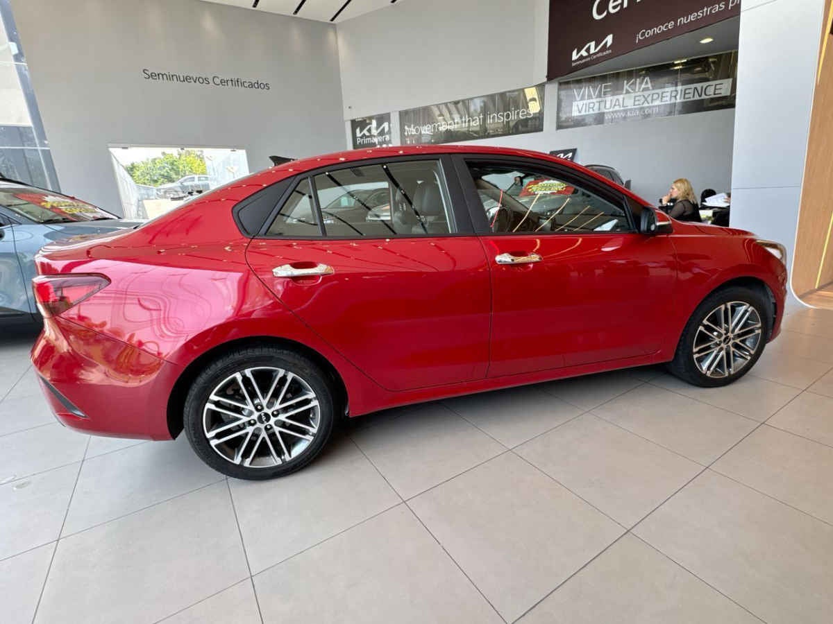 2023 Kia KIA RIO SEDAN 4p EX L4/1.6 Aut