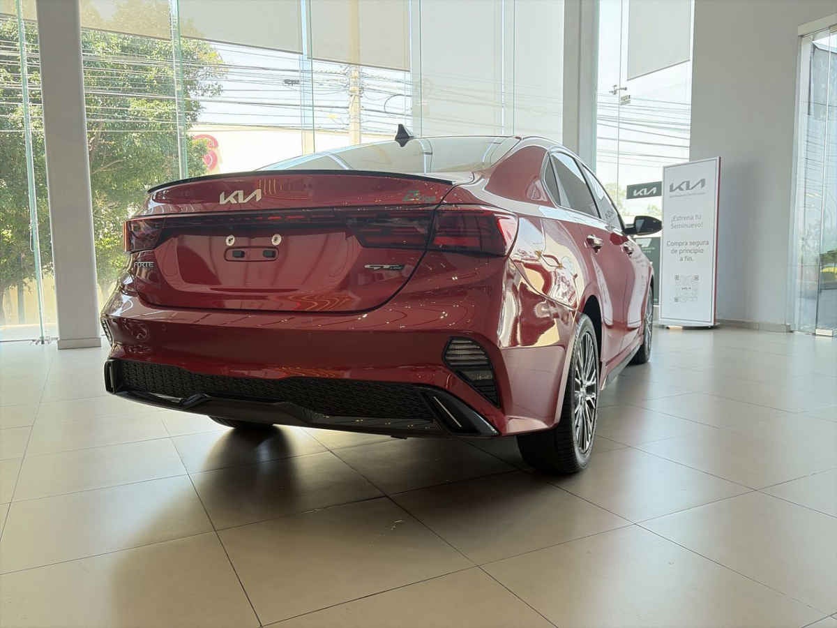 2023 Kia FORTE SEDAN 4p GT Line L4/2.0 Aut