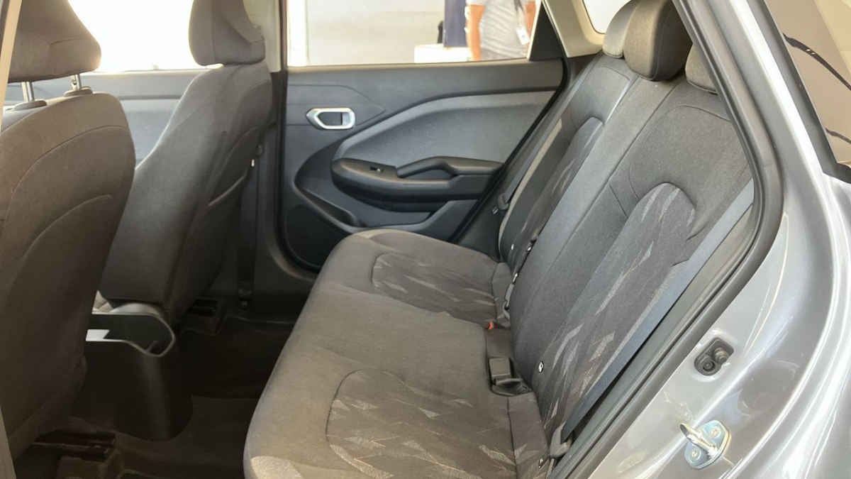 2024 Kia K3 5p LX L4/1.6 Man