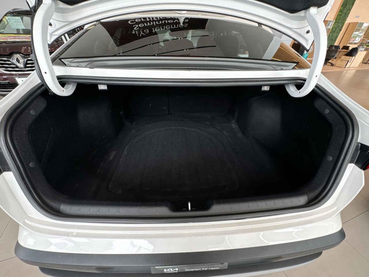 2026 Kia K4 4p EX L4/2.0 Aut