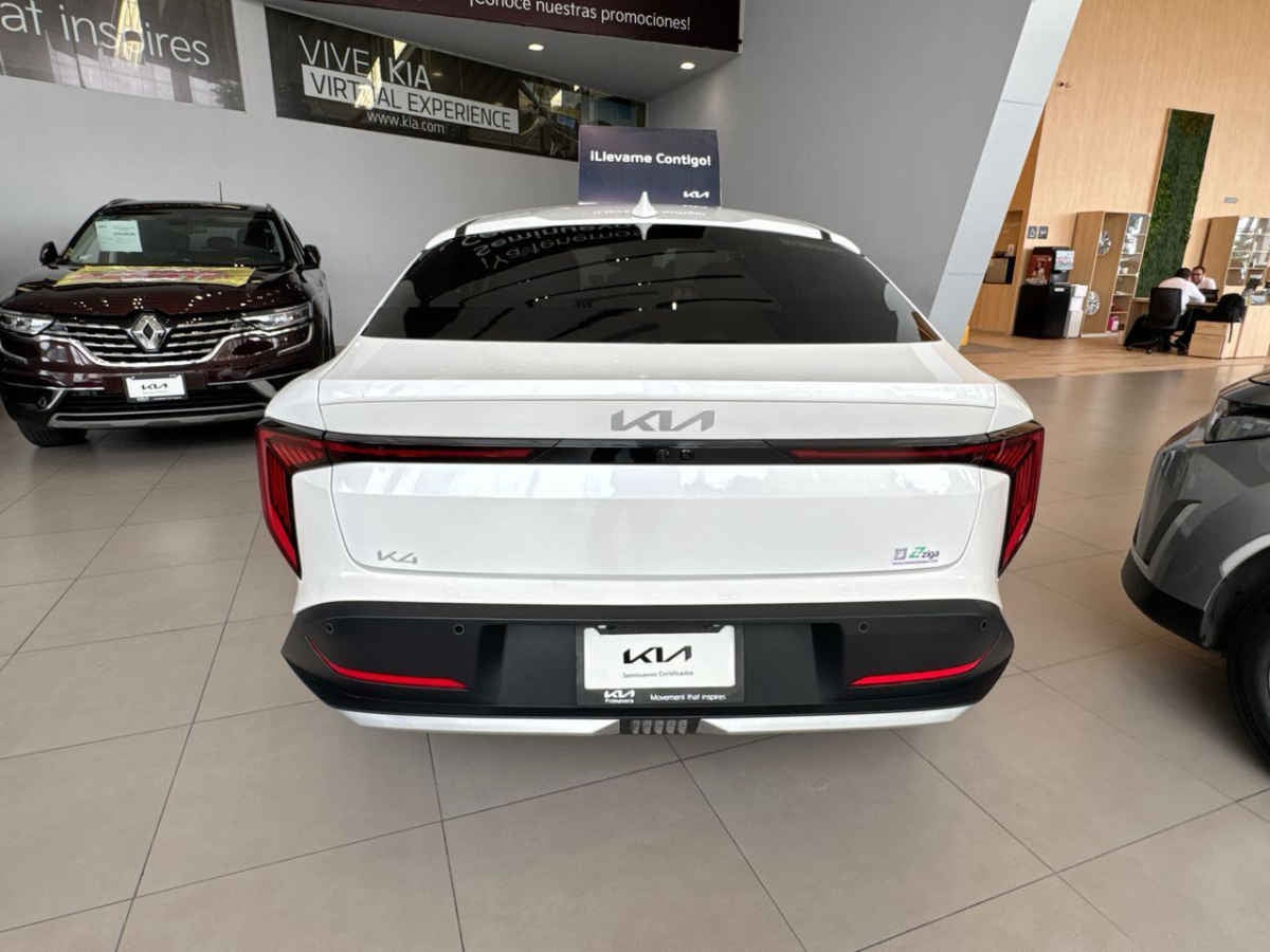 2026 Kia K4 4p EX L4/2.0 Aut