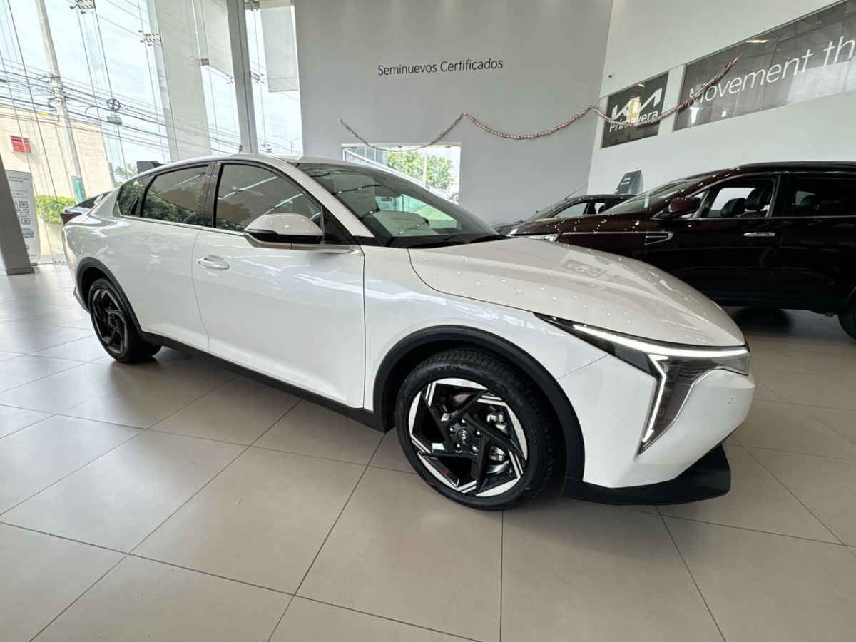 2026 Kia K4 4p EX L4/2.0 Aut