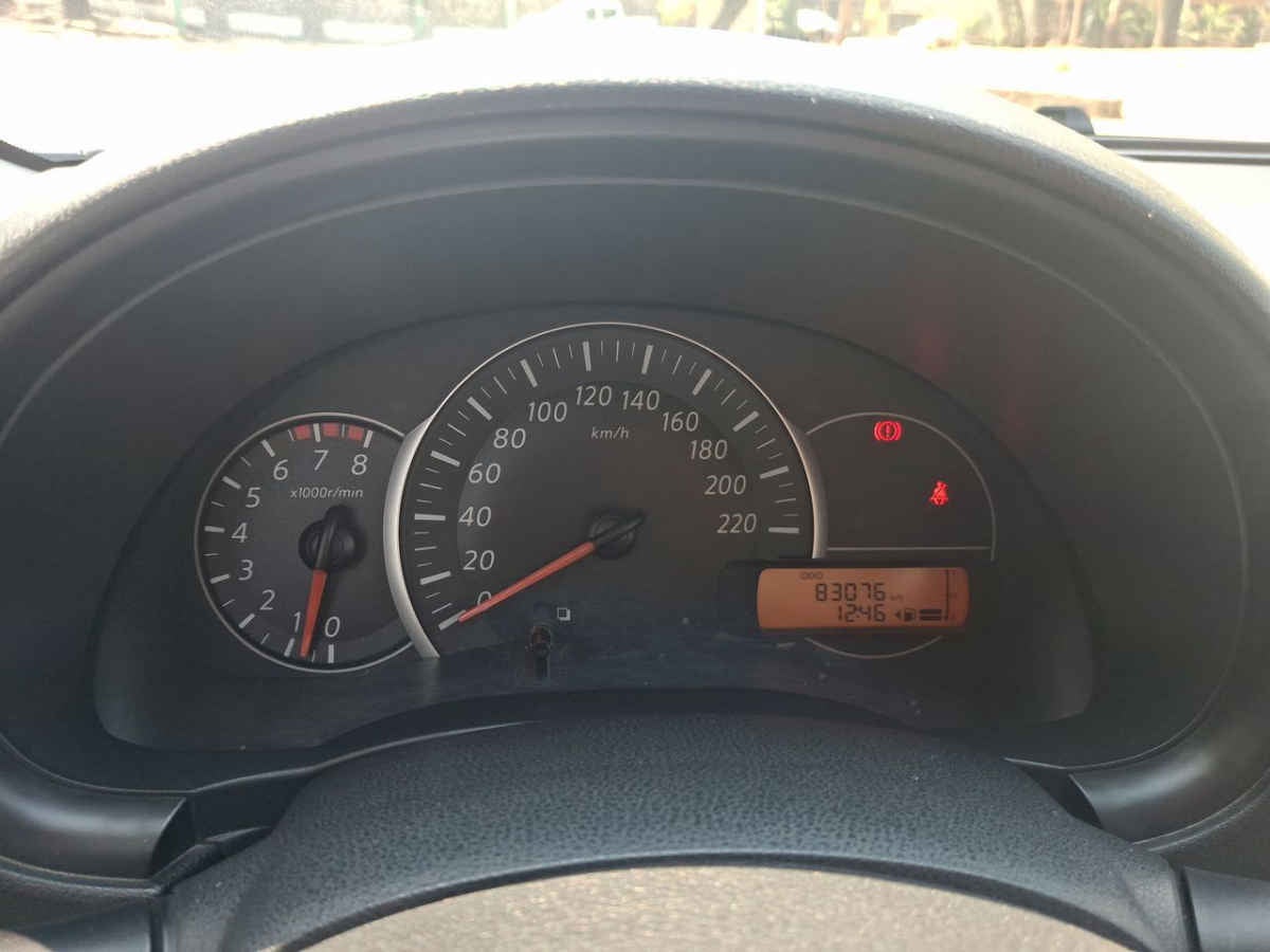 2020 Nissan March 5p Advance L4/1.6 Man