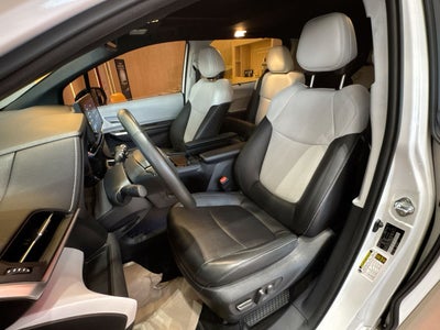 2025 Toyota Sienna 5p XSE HEV L4/2.5 Aut