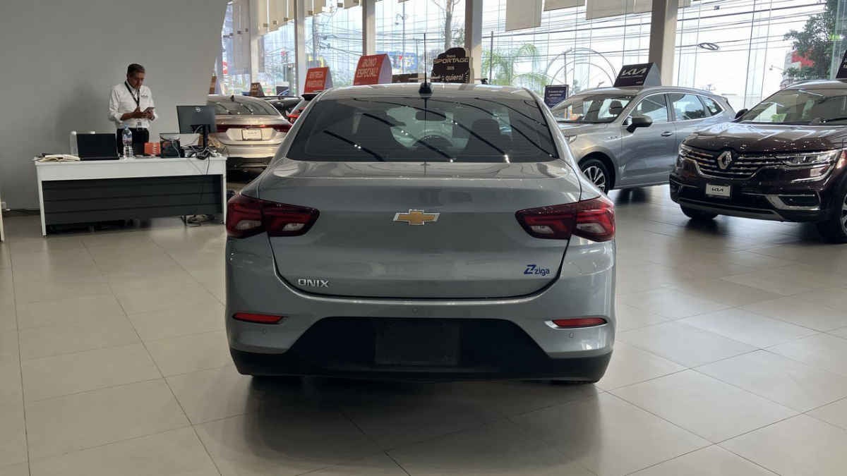 2024 Chevrolet Onix 4p LT L3/1.0/T Aut