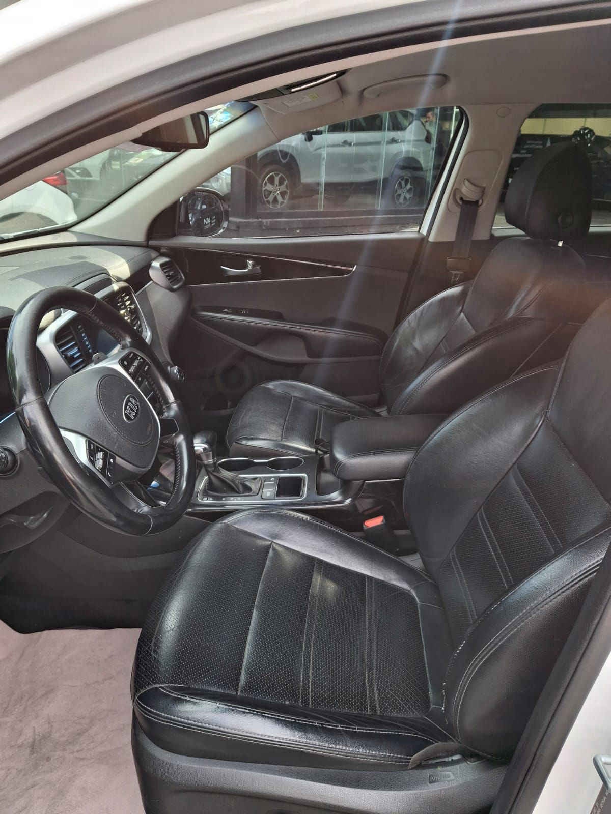 2019 Kia Sorento 5p EX L4 TA 6Vel Piel 7 pas. RA-18"