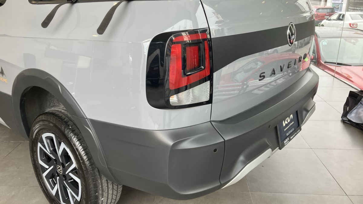 2025 Volkswagen Saveiro 4p Extreme Doble Cab L4/1.6 Man