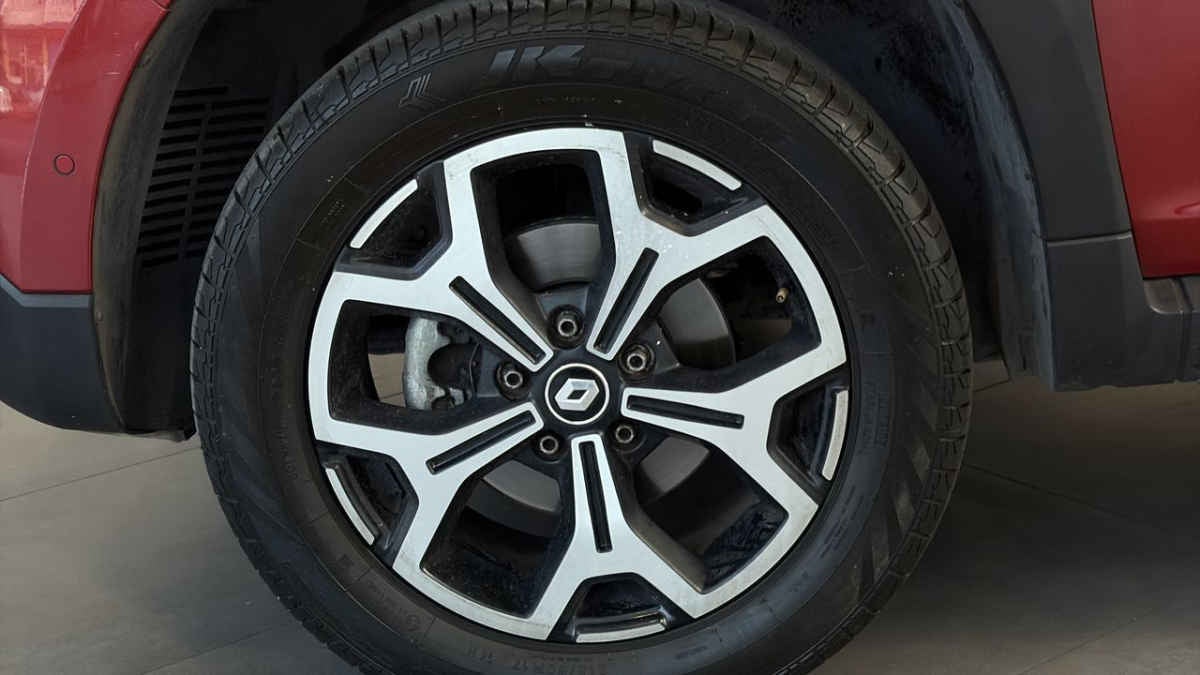 2023 Renault Duster 5p Iconic L4/1.3/T Aut