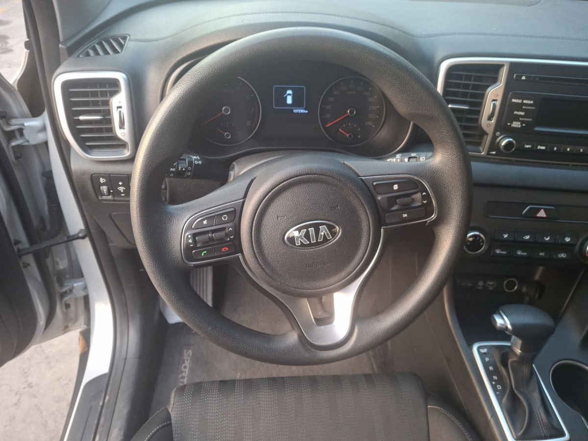 2018 Kia Sportage 5p LX TA Tela RA-17"
