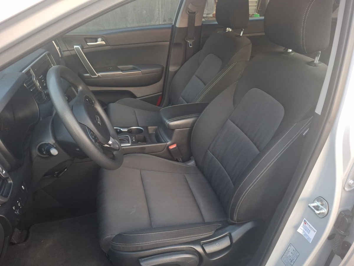 2018 Kia Sportage 5p LX TA Tela RA-17"