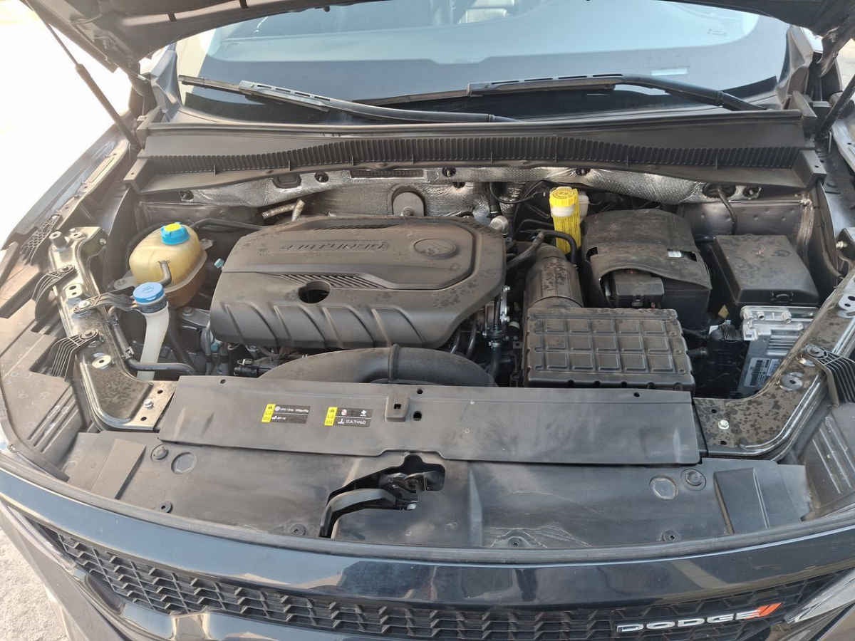 2023 Dodge Journey 5p SXT L4/1.5/T Aut