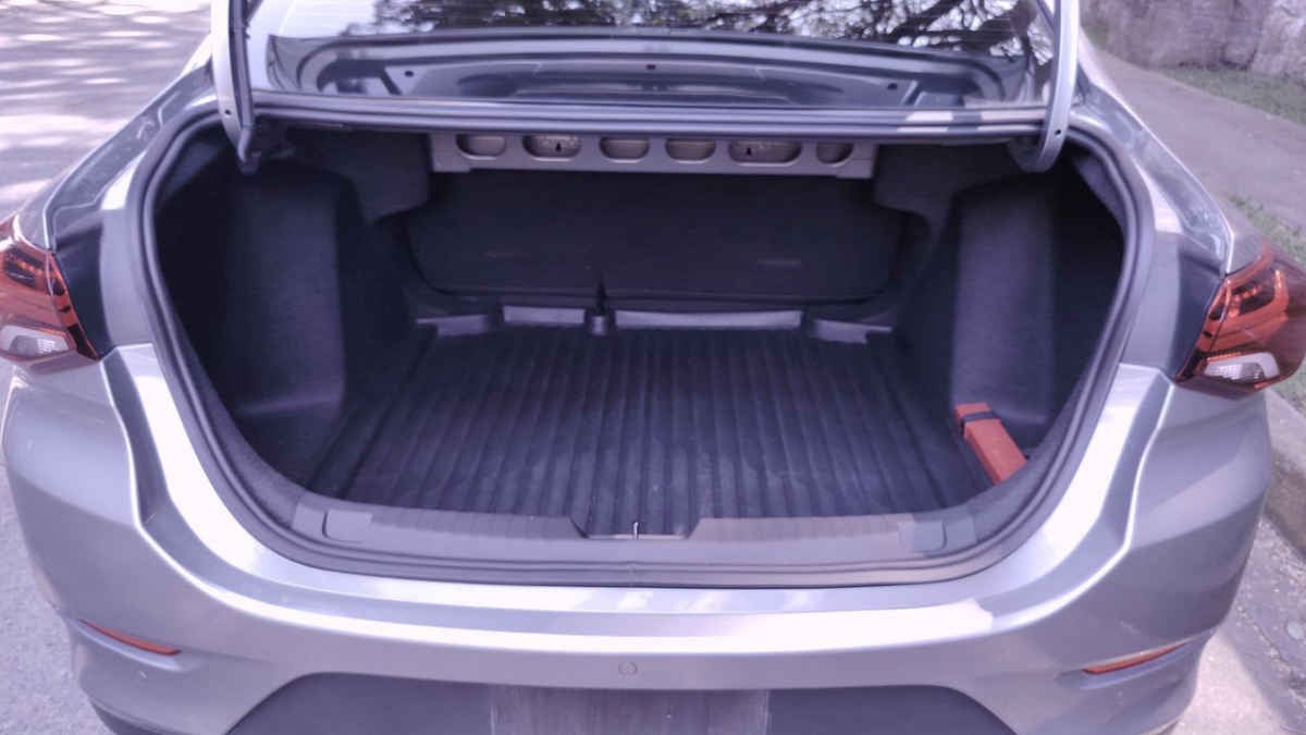 2024 Chevrolet Onix 4p LT L3/1.0/T Aut